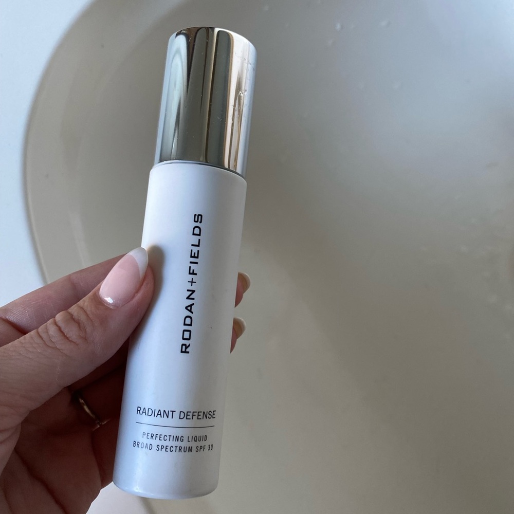 Rodan and Field Radiant Defense Foundation (Golden/4)